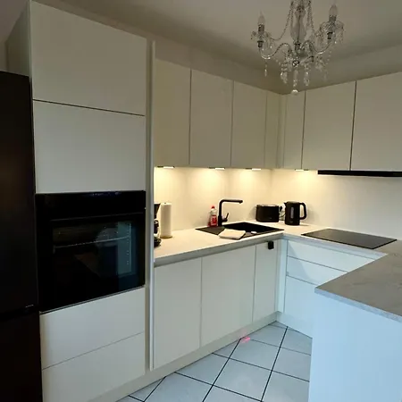 Weidenkoerbchen Am Wasser In Havel Apartman