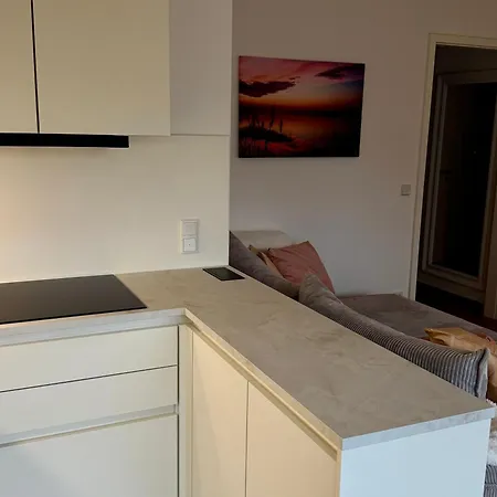 Weidenkoerbchen Am Wasser In Havel * Werder